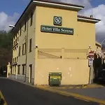 酒店 Serena 洛阿诺